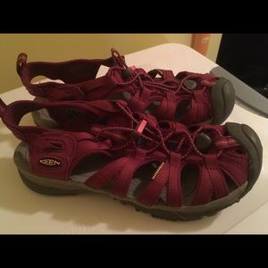 Keen Newport sandals, new without tags